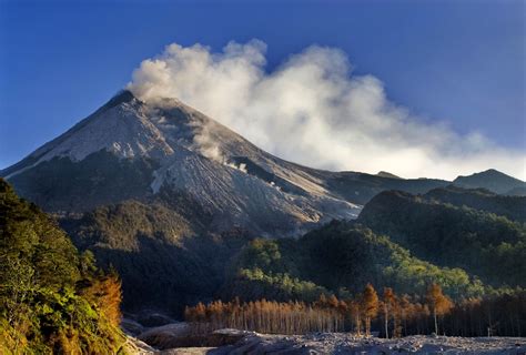 Gunung Merapi Sleman Yogyakarta Jawa Tengah