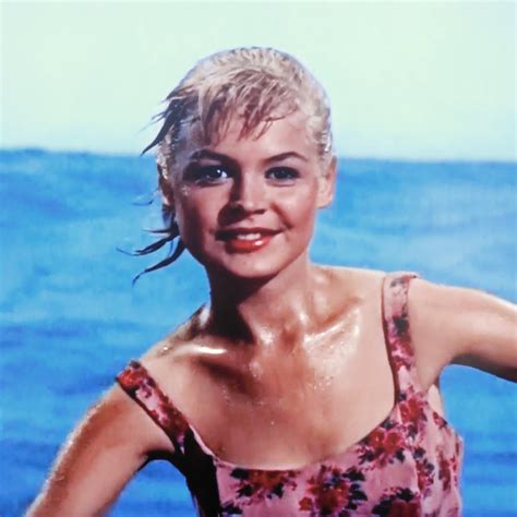 'Gidget' Sandra Dee | Sandra dee movies, Sandra dee, Gidget movie