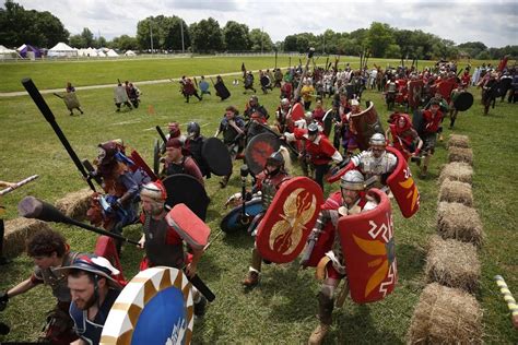 ‘Ragnarok’ event reenacts mythic battle - The Boston Globe | Medieval ...