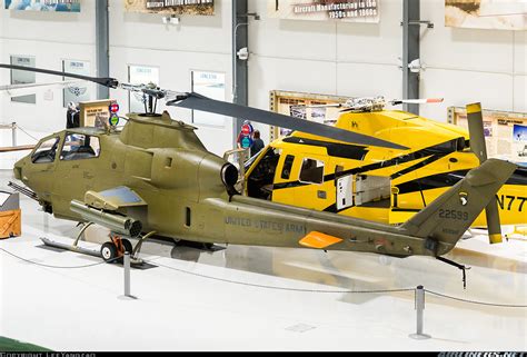 Bell AH-1S Cobra (209) - Vietnam War Flight Museum | Aviation Photo ...