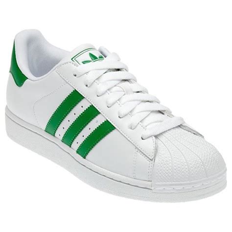 The superstar belongs since 1971 to the adidas cult treads family ...