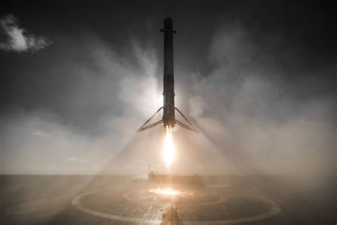 These SpaceX Rocket Landing Photos Are Simply Jaw-Dropping | Space