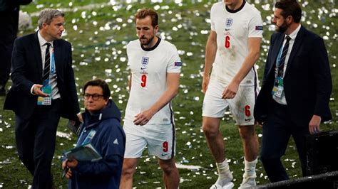 UEFA EURO Final 2020: Harry Kane In Pain As England Lose To Italy On ...