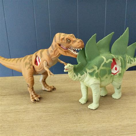 Vintage 1993 Kenner Jurassic Park Toy Stegosaurus Action - Etsy ...