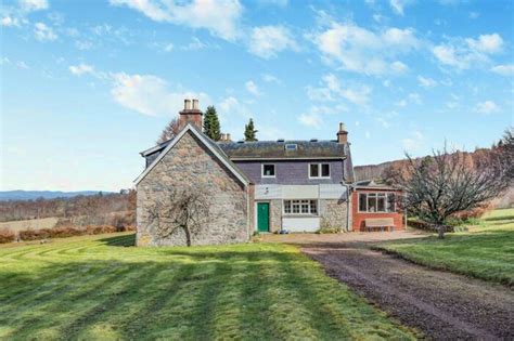 Country House For Sale In Kiltarlity, Beauly, Inverness-Shire, IV4