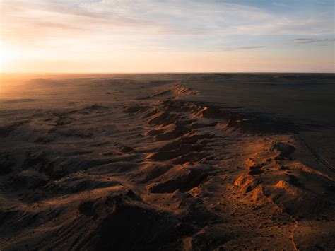 Flaming Cliffs, Bayanzag, Mongolia