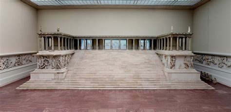 3D Model of the Pergamon Altar | Antikensammlung