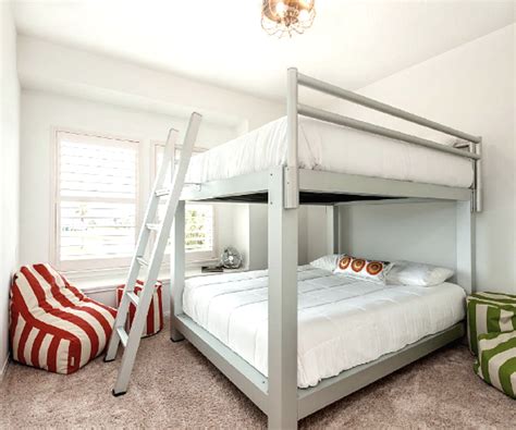 7 Cool Adult Bunk Bed Ideas for a Small Space - AdultBunkBeds.com