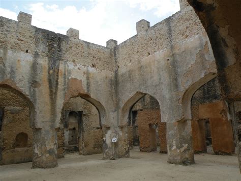 Mtoni Palace Ruins | Ancient architecture, Zanzibar, Indian ocean