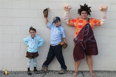 Cool Wreck-it Ralph Family Costumes