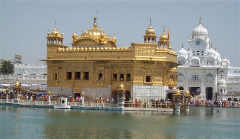 Golden Temple Amritsar at a glance - Top Tourist