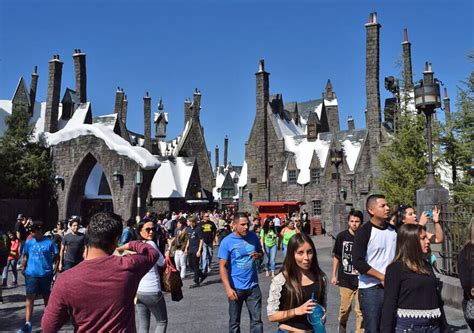 Guide to Wizarding World of Harry Potter at Universal Studios Hollywood