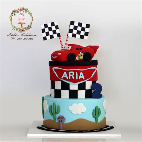 mcqueen car cake - Nickiscake