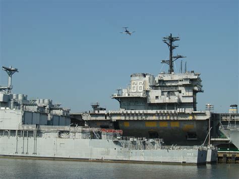 Philadelphia Port - Travel Photo (617966) - Fanpop