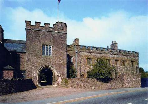 Tiverton Castle - Visit Mid Devon