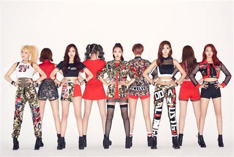 JYP launches TWICE, first girl group in 5 years – The Korea Times