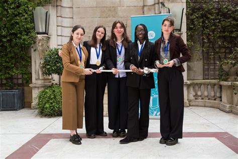 Tonbridge Grammar School for Girls wins the Mace! | ESU