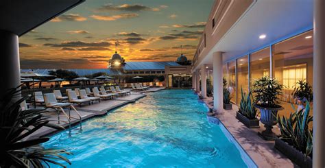 The 10 Best Hotel Pools | New Orleans