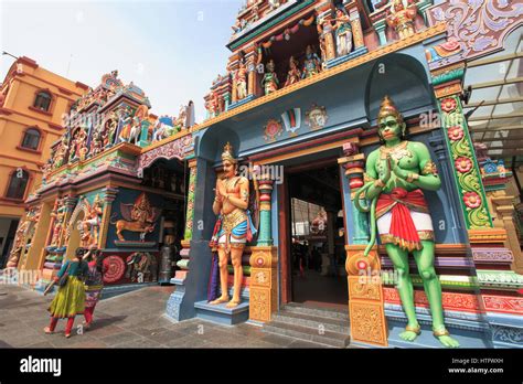 Singapore, Little India, Sri Vadapathira Kaliamman, hindu temple Stock ...