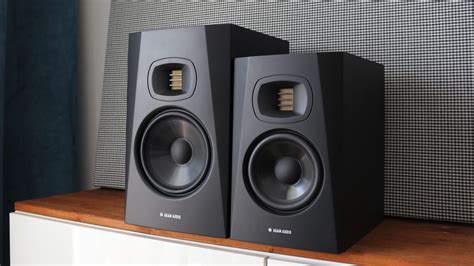 T5V or T7V? Which Adam Audio studio monitor should you get? Short ...