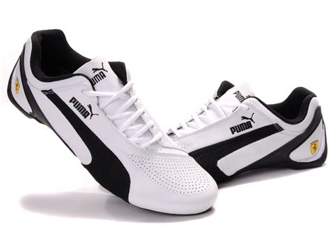 Fashion World: Puma Shoes White