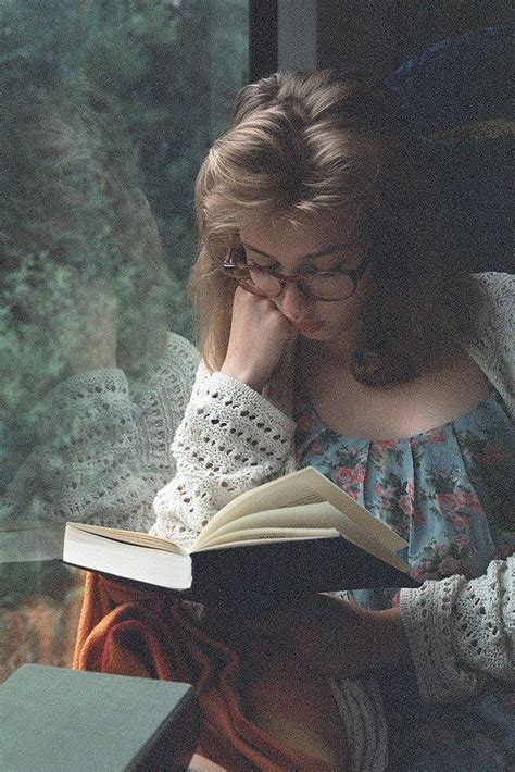 littledallilasbookshelf | Girl reading book, Woman reading, Book ...