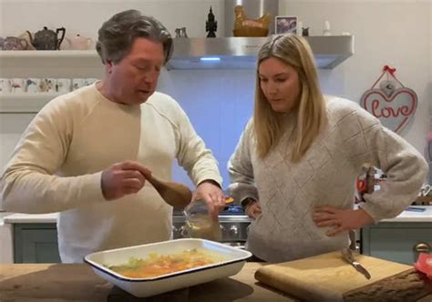 Lisa Faulkner and John Torode share super-easy baked soup recipe – with ...