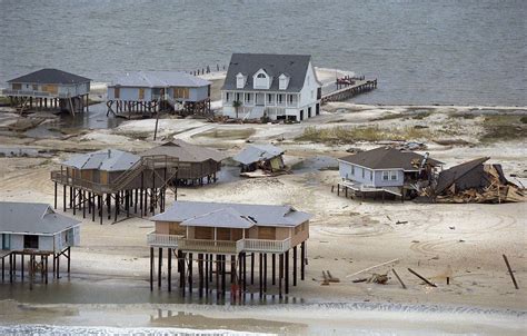 Waffle House saves intrepid reporting team (sort of) | Save for house ...