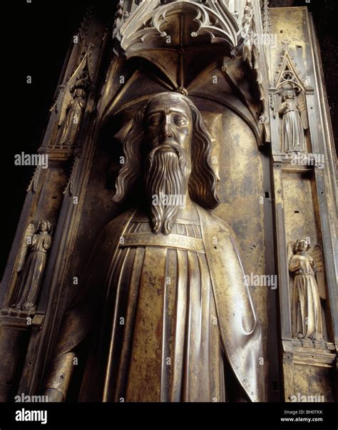 Edward III King of England 1327-77 bronze effigy on his tomb in ...