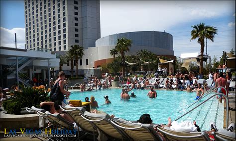 Las Vegas Holiday: The Palms Casino Resort Family