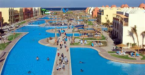 TITANIC BEACH SPA & AQUA PARK HURGHADA - DORFSTRASSE - PREISE VON $105