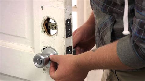 How to install the lock by yourself - Locksmith PHILLY