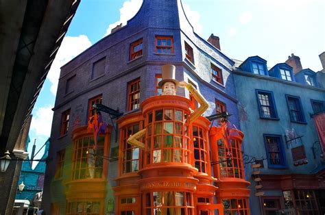 The Wizarding World of Harry Potter at Universal Studios Orlando ...