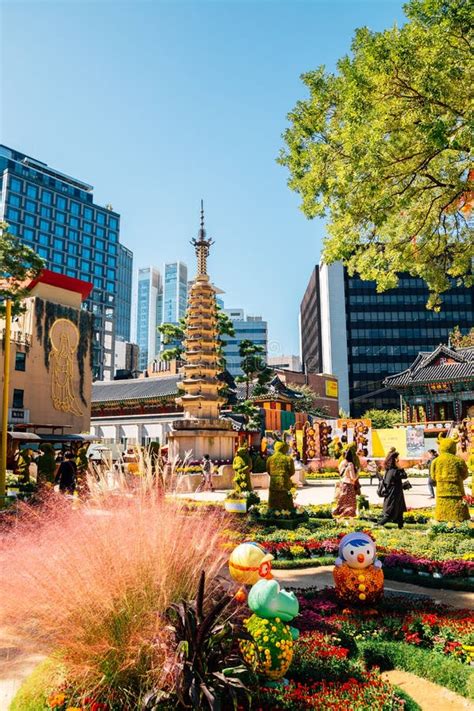 Jogyesa Temple in Seoul, Korea Editorial Stock Photo - Image of korea ...