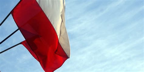 Flag of Poland – Colors, Meaning, History