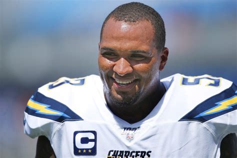 Rehabbing Mike Pouncey at center of Chargers' revamped line - The San ...