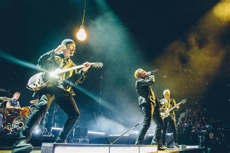 U2 – iNNOCENCE + eXPERIENCE – Live In Paris | RTÉ Presspack