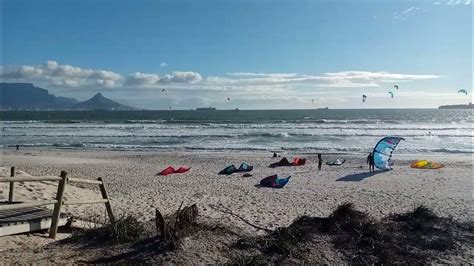 Kite surfing Blouberg - YouTube