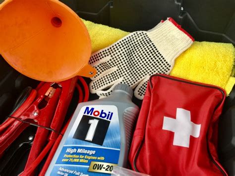 DIY Car Emergency Kit - Prep for your Road Trip - Finding Debra