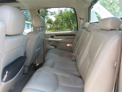 2003 Cadillac Escalade EXT - Interior Pictures - CarGurus