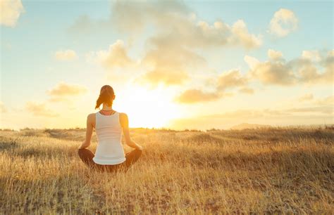 12 Inspiring Benefits of Meditation in the Morning