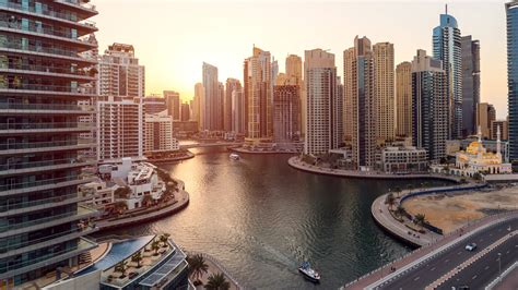 What to see and do at Dubai Marina | Jumeirah Living Marina Gate