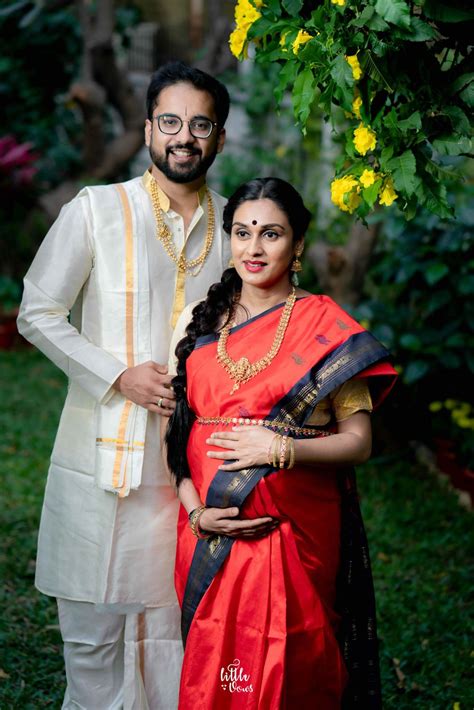 Indian Traditional Maternity Shoot in Six yards of Elegance [ South ...