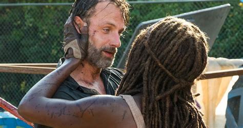 Walking Dead Season 7 Finale Will Bring Big Wins & Bigger Losses