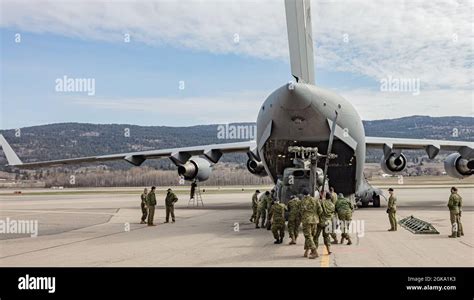 RCAF Cargo plane Stock Photo - Alamy