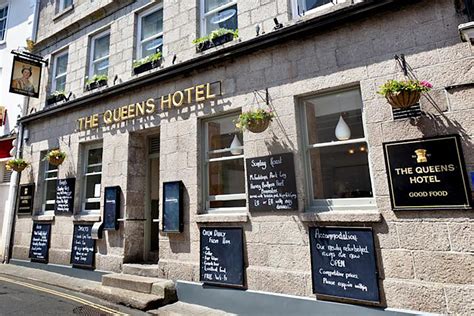 Queens Pub | St Ives Cornwall