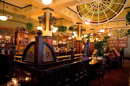 Hotel Oregon - McMenamins Pub at Hotel Oregon - McMenamins