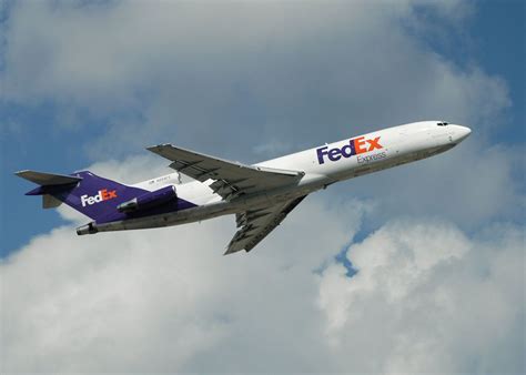 Boeing 727 from FedEx fleet pledged to Western Michigan University ...