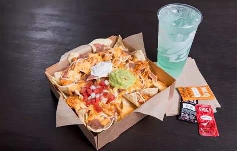 Taco Bell Introduces New $5 Grande Nachos Box - The Fast Food Post