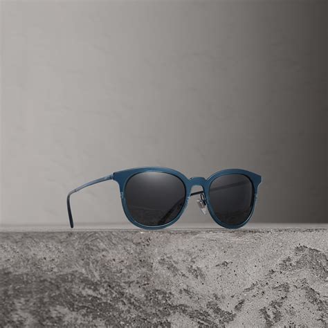 Round Frame Sunglasses in Blue - Men | Burberry United States